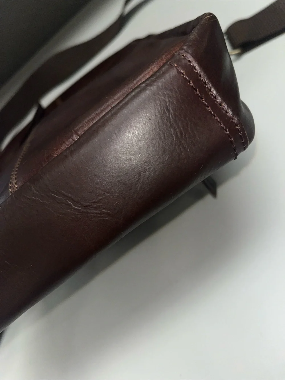 Wilsons Leather Dark Brown Messenger Crossbody Bag